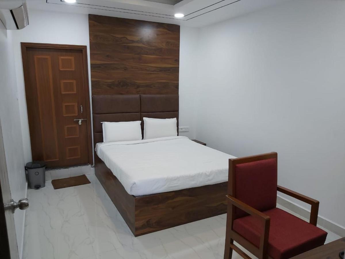 Hotel Sahasra Dla Warangal Exterior foto